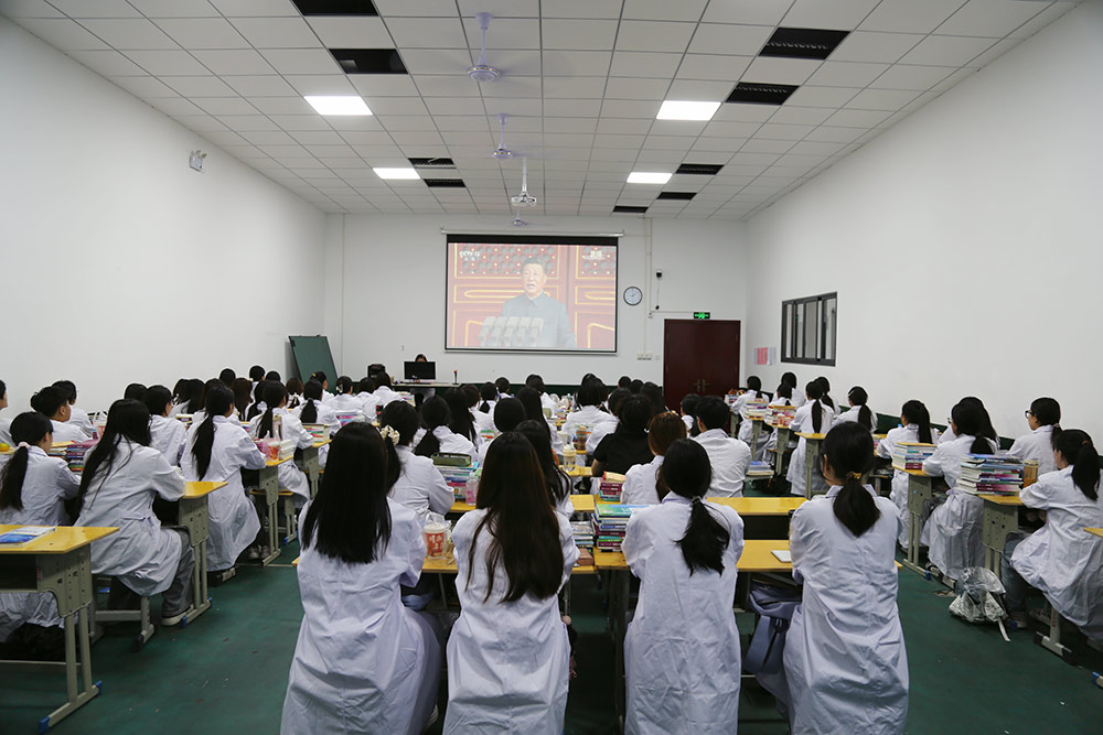 03.jpg