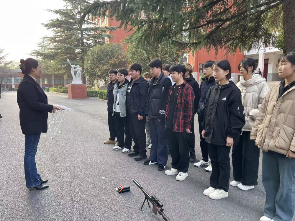 1761709470547450.jpg 02.jpg