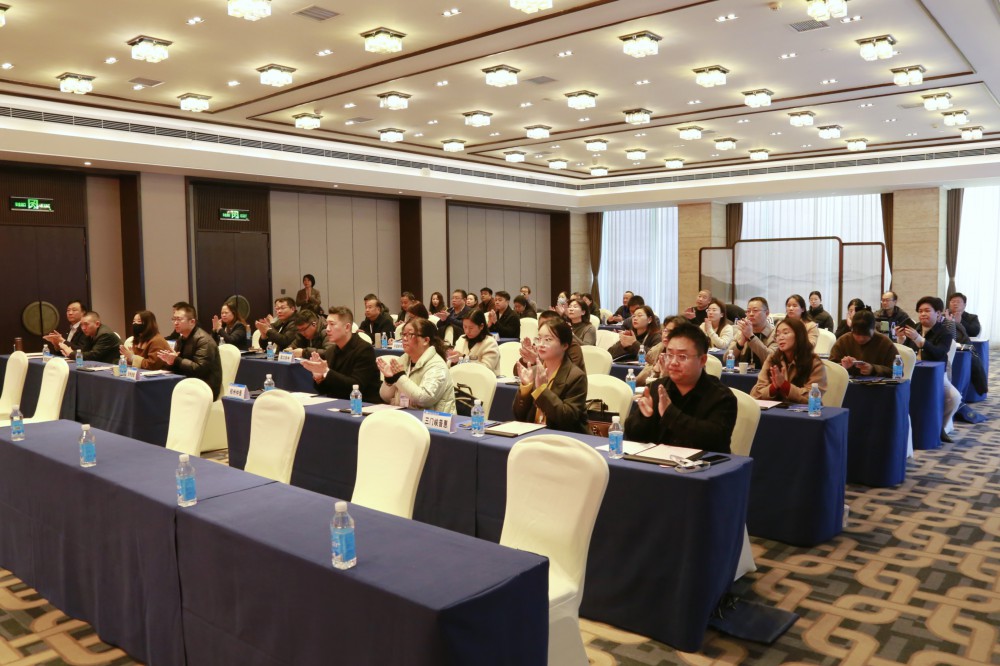 1764559270498695.jpg 16.jpg